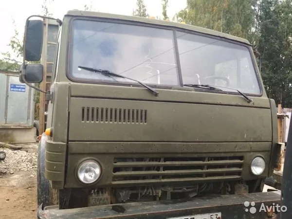 Бортовой грузовик КамАЗ 53212