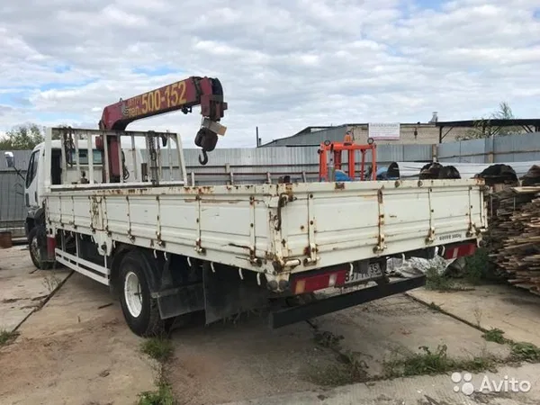 Бортовой грузовик с КМУ Mitsubishi Fuso