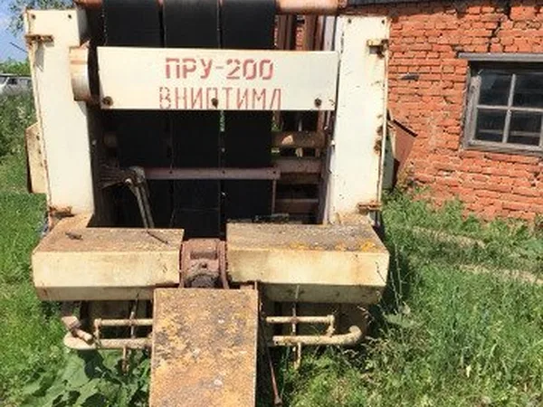 Пресс-подборщик ВНИПТИМЛ ПРУ-200