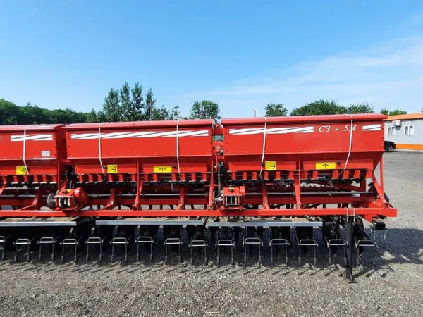 Сеялка СЗ-5,4 зернотуковая