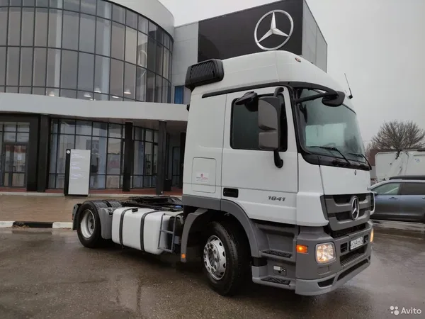 Седельный тягач Mercedes-Benz Actros 1841 LS