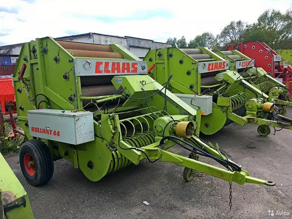 Пресс-подборщик Claas Rollant 44