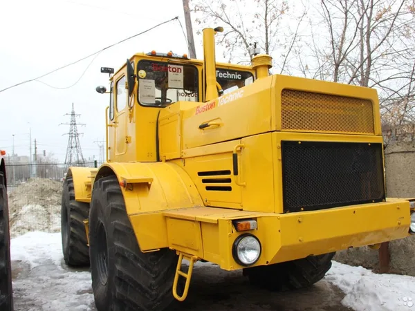 Трактор Кировец К 700