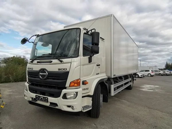 Изотермический грузовик Hino 500 (Ranger)