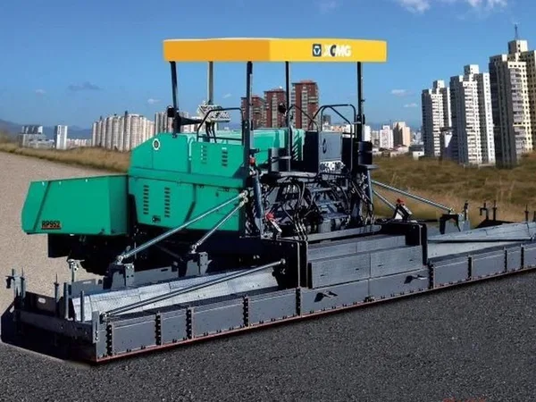 Асфальтоукладчик XCMG RP952