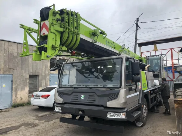Автокран Zoomlion ZRT300