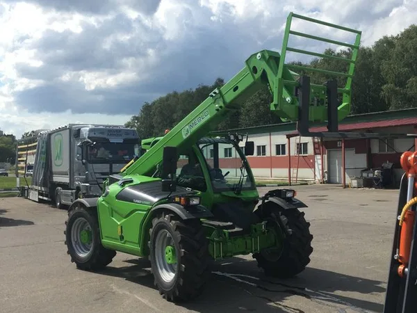 Телескопический погрузчик Merlo TF 35.7
