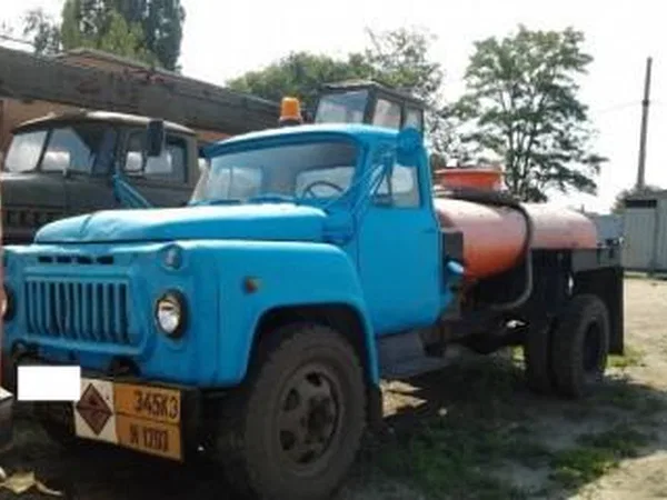 Бензовоз ГАЗ 52
