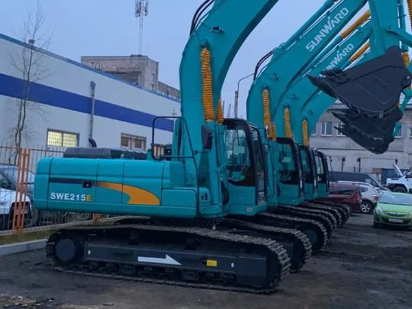 Гусеничный экскаватор Sunward SWE 215E