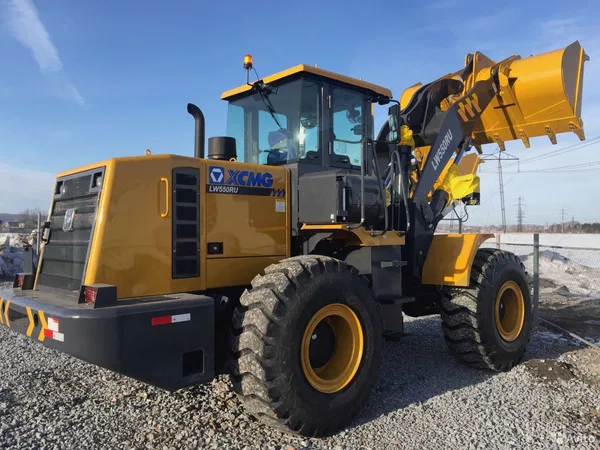 Фронтальный погрузчик XCMG LW550RU