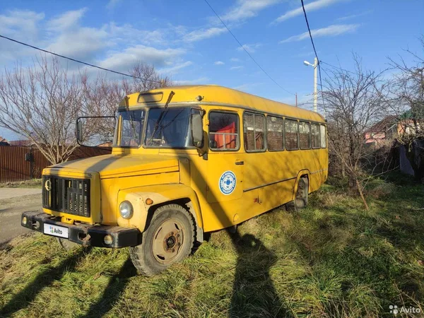 Автобус КАвЗ 3976 школьный