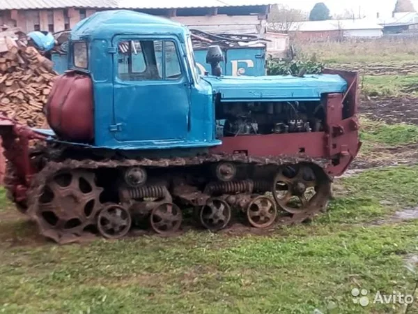 Гусеничный трактор ДТ-75М