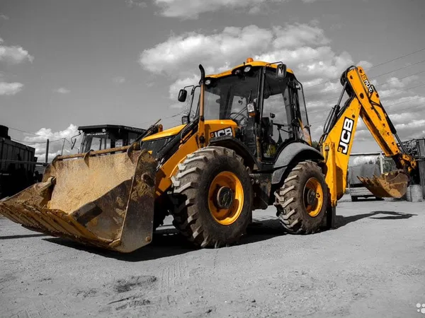 Экскаватор-погрузчик JCB 4CX 14H2WM