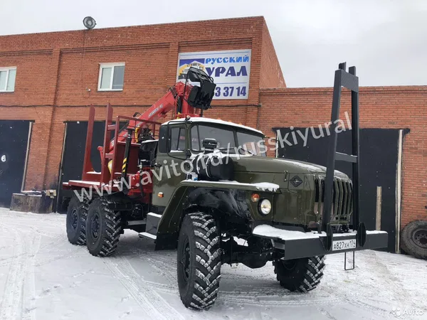 Сортиментовоз УРАЛ 4320 с КМУ