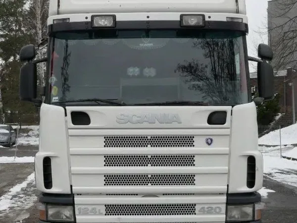 Седельный тягач Scania 124L