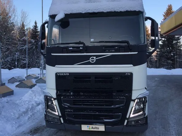 Седельный тягач Volvo FH Track
