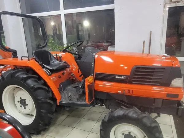 Мини-трактор Kubota GL260