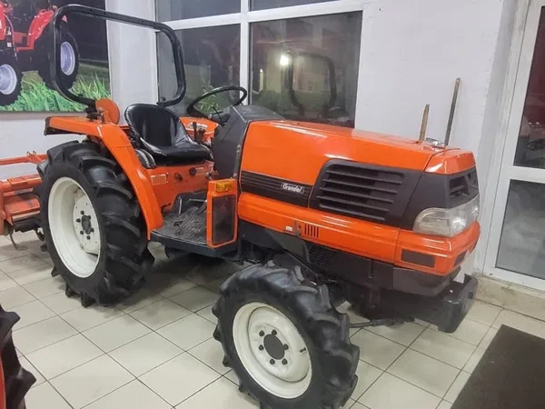 Мини-трактор Kubota GL260