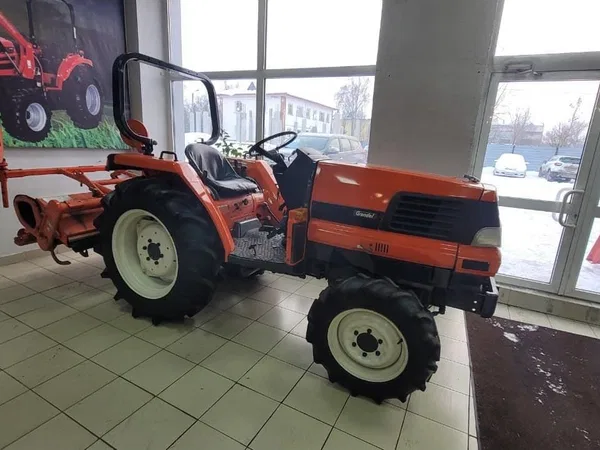 Мини-трактор Kubota GL260