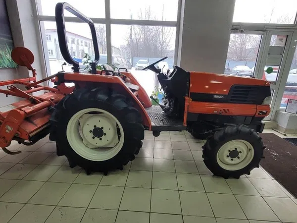 Мини-трактор Kubota GL260