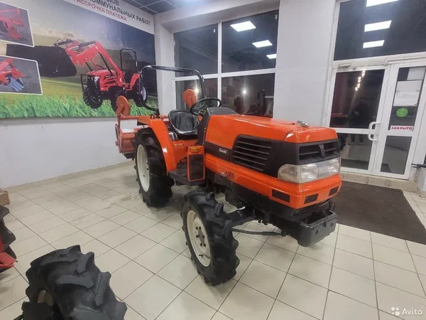 Мини-трактор Kubota GL260