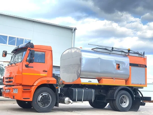 Автогудронатор Strassmayr TS6000M на шасси КамАЗ 43253