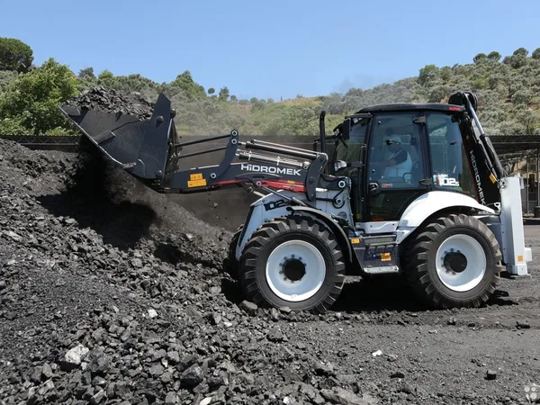 Экскаватор-погрузчик Hidromek HMK 102S