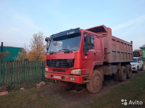 Самосвал HOWO