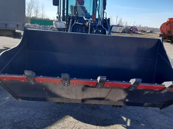Фронтальный погрузчик ICLES ZL20