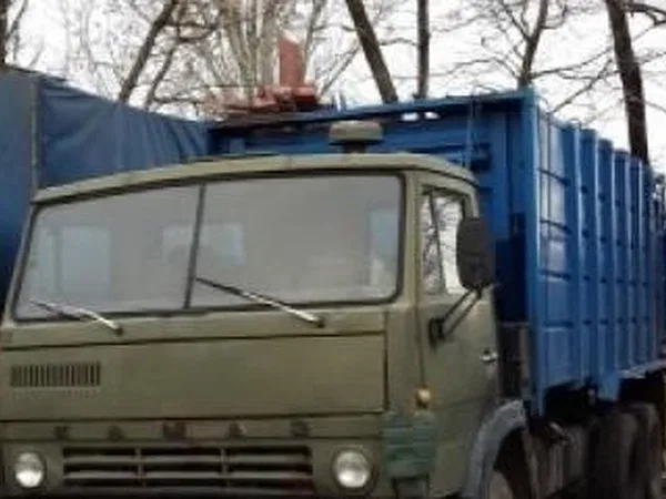 Мусоровоз КОММАШ Арзамас КО-415 на шасси КамАЗ 53213
