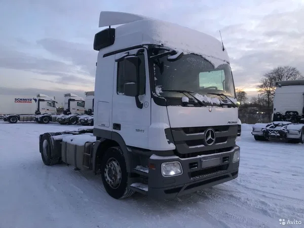 Седельный тягач Mercedes-Benz Actros
