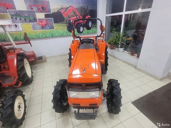 Мини-трактор Kubota GL260
