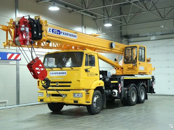 Автокран Галичанин КС-55713-1В на шасси КамАЗ 65115