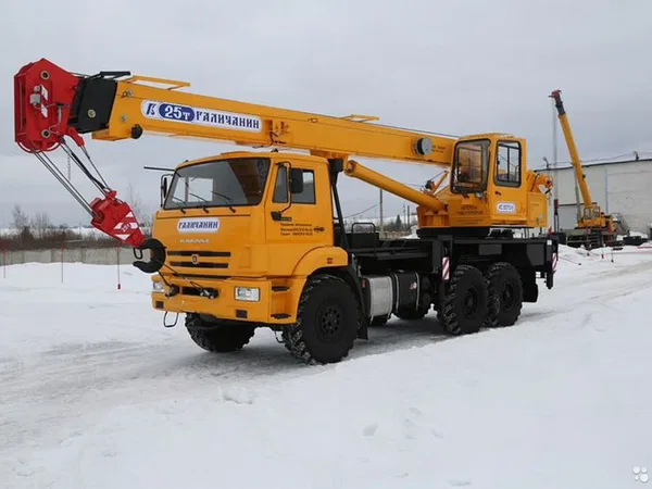Автокран Галичанин КС-55713-5 на шасси КамАЗ 43118
