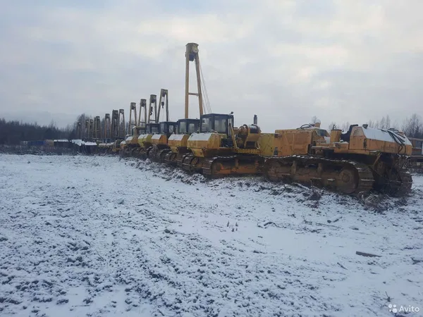 Гусеничный бульдозер Komatsu D355A-3