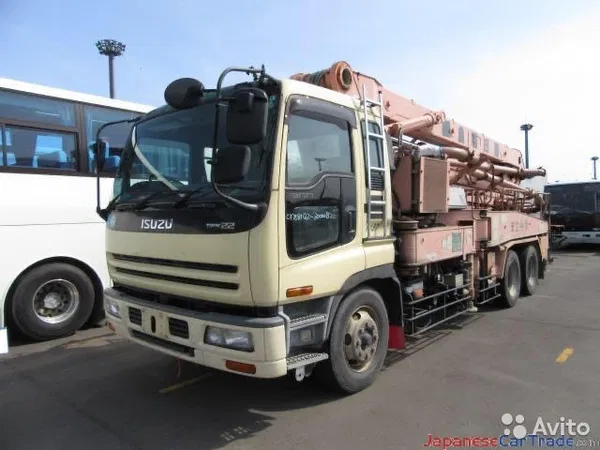 Автобетононасос IHI 32 м на шасси Isuzu Giga
