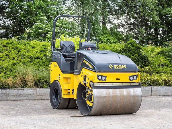 Тротуарный каток Bomag BW138 AC-5