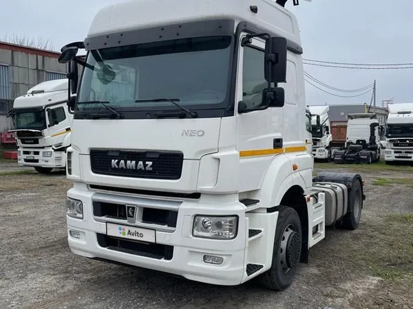 Седельный тягач КамАЗ 5490-DC