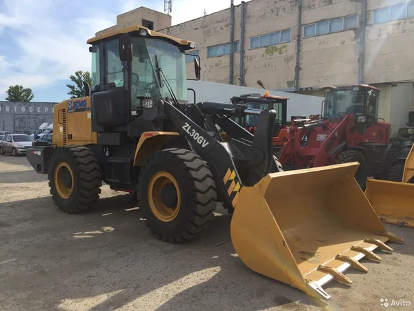 Фронтальный погрузчик XCMG ZL30GV