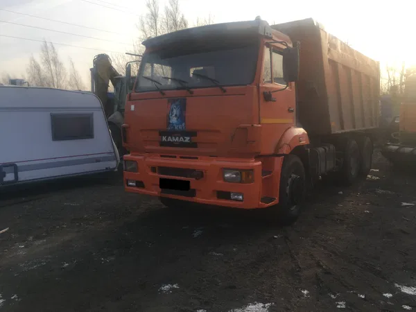 Самосвал КамАЗ 6520