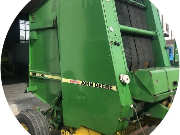 Пресс-подборщик John Deere 550