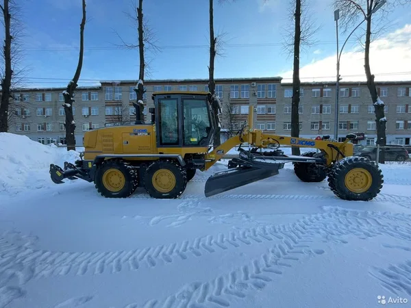 Автогрейдер XCMG GR215A