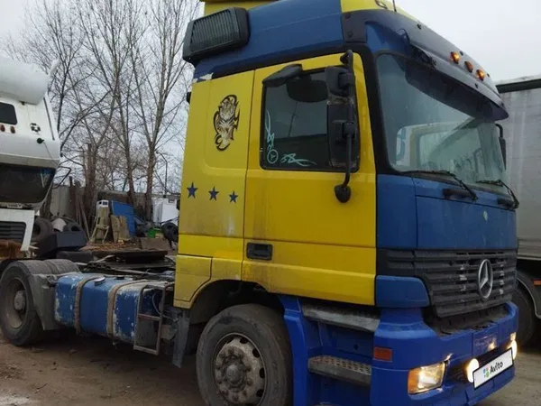 Седельный тягач Mercedes-Benz Actros