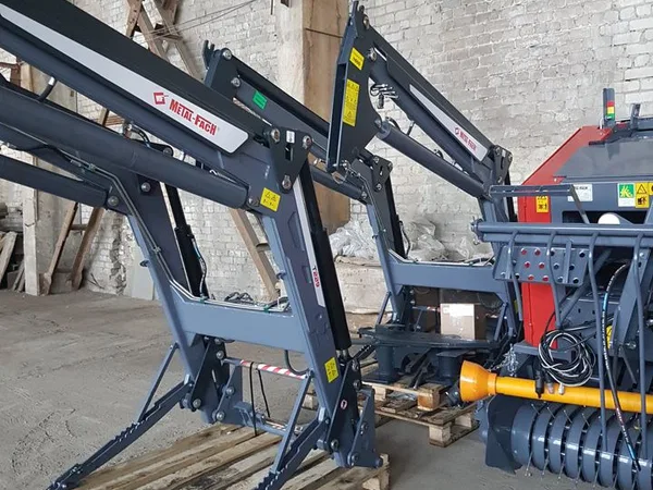 Навесной погрузчик (КУН) Metal-Fach T-229