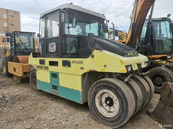 Пневмоколесный каток Ammann AP240 H
