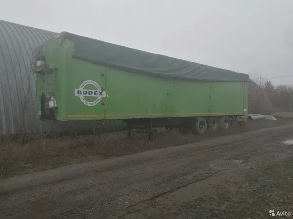 Полуприцеп зерновоз Bodex KIS 3W