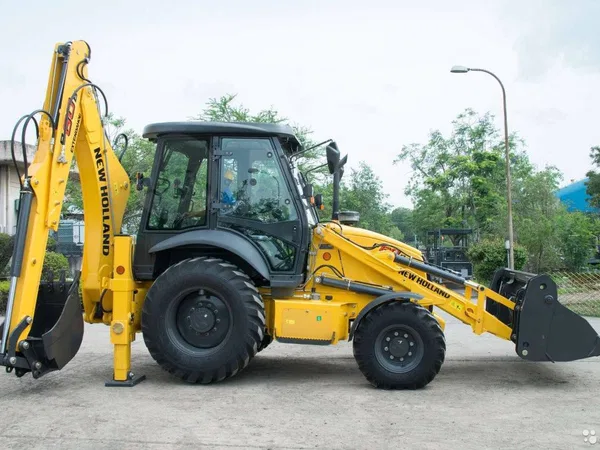 Экскаватор-погрузчик New Holland B80B