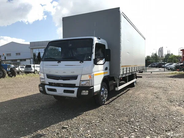 Тентованный автомобиль Mitsubishi Fuso Canter TF
