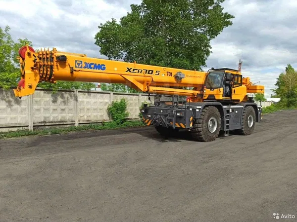 Самоходный кран XCMG XCR70