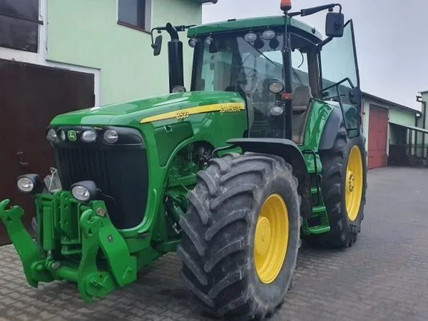 Трактор John Deere 8520 Powershift